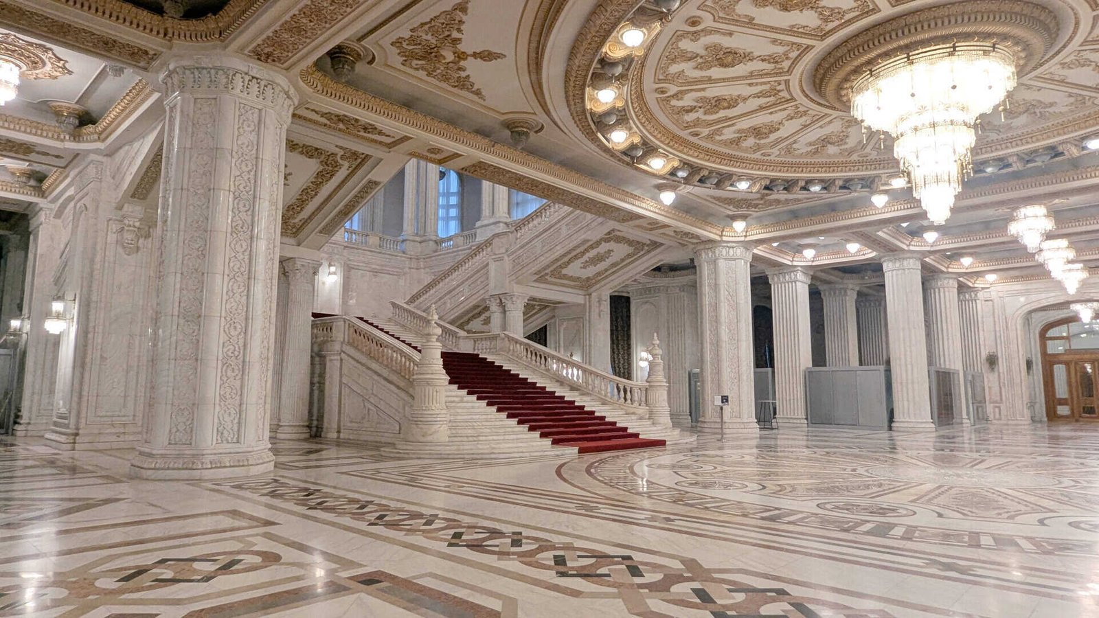 23 Best Things to Do in Bucharest - and One I'd Avoid Right Now